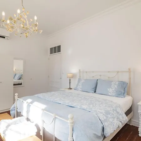 Sao Pedro 91 Center Terrace * Ponta Delgada (Sao Miguel)